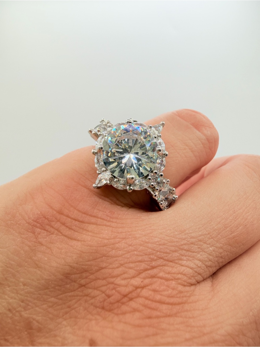 Vintage Style S925 Sterling Silver Halo Cocktail Ring Size 6